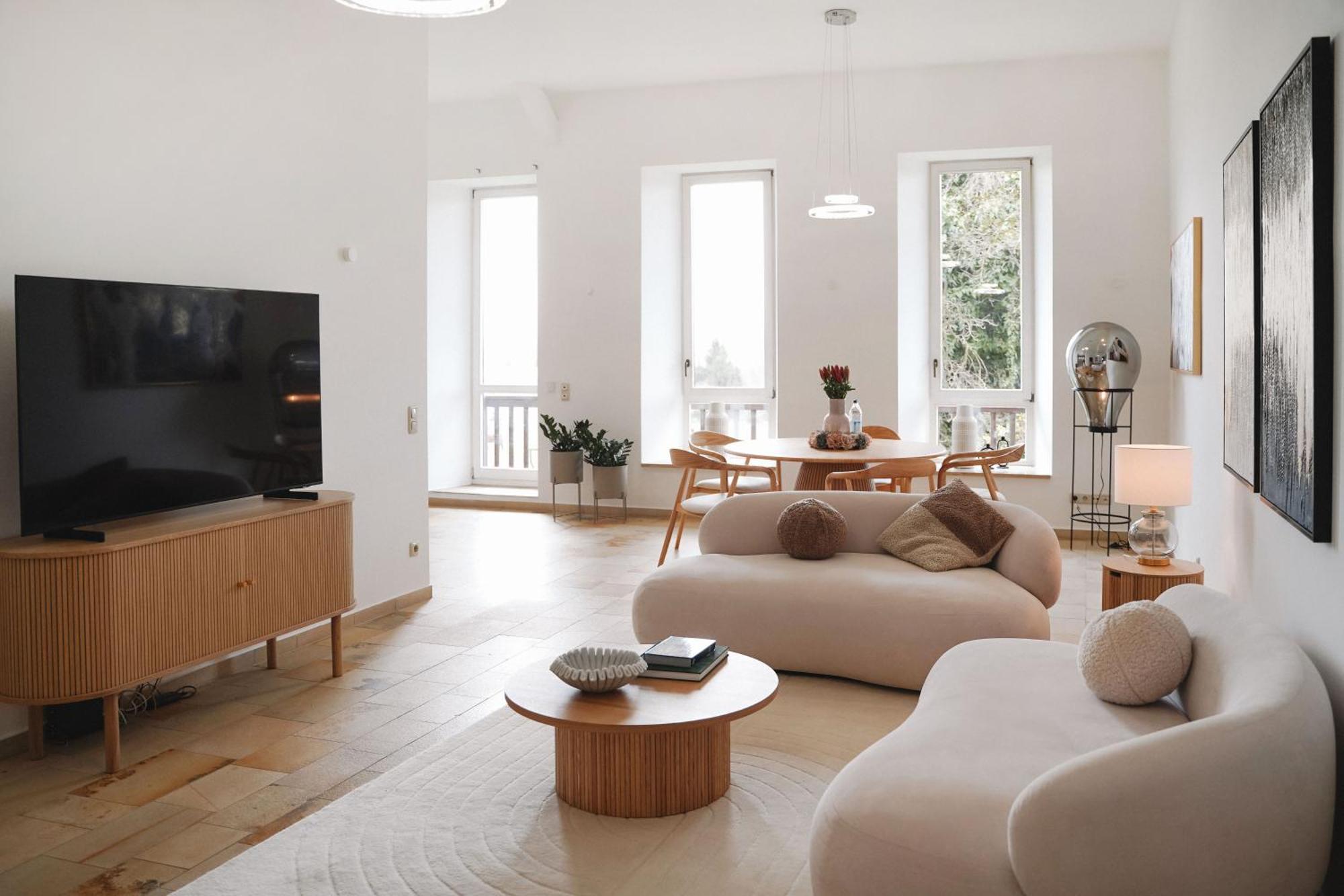 Loewenherz Homes Luxury Apartment - Stadt- Und Seenaehe - Fellnasenfreundlich - Lichtdurchflutet Stephanskirchen Eksteriør billede