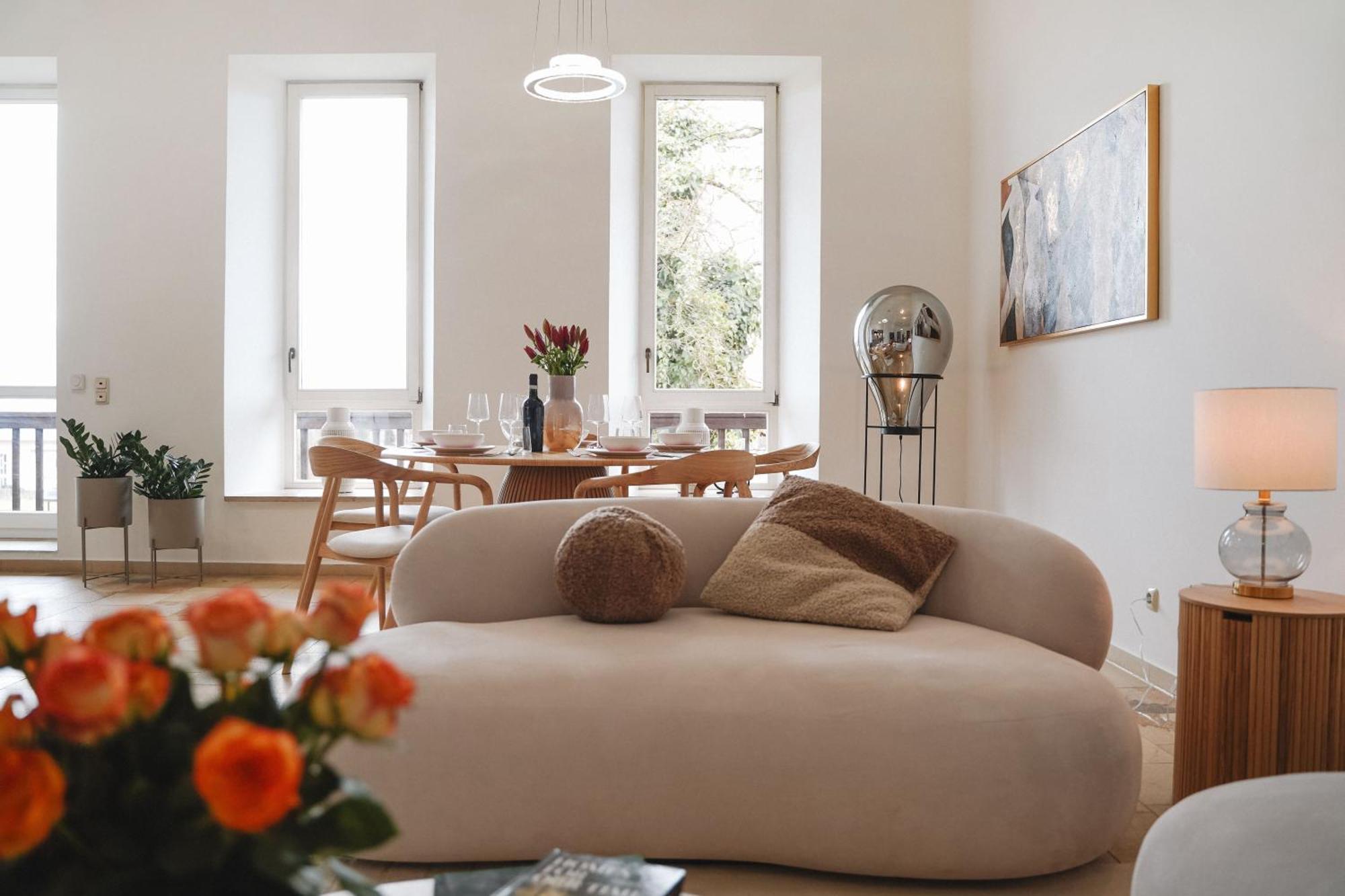 Loewenherz Homes Luxury Apartment - Stadt- Und Seenaehe - Fellnasenfreundlich - Lichtdurchflutet Stephanskirchen Eksteriør billede