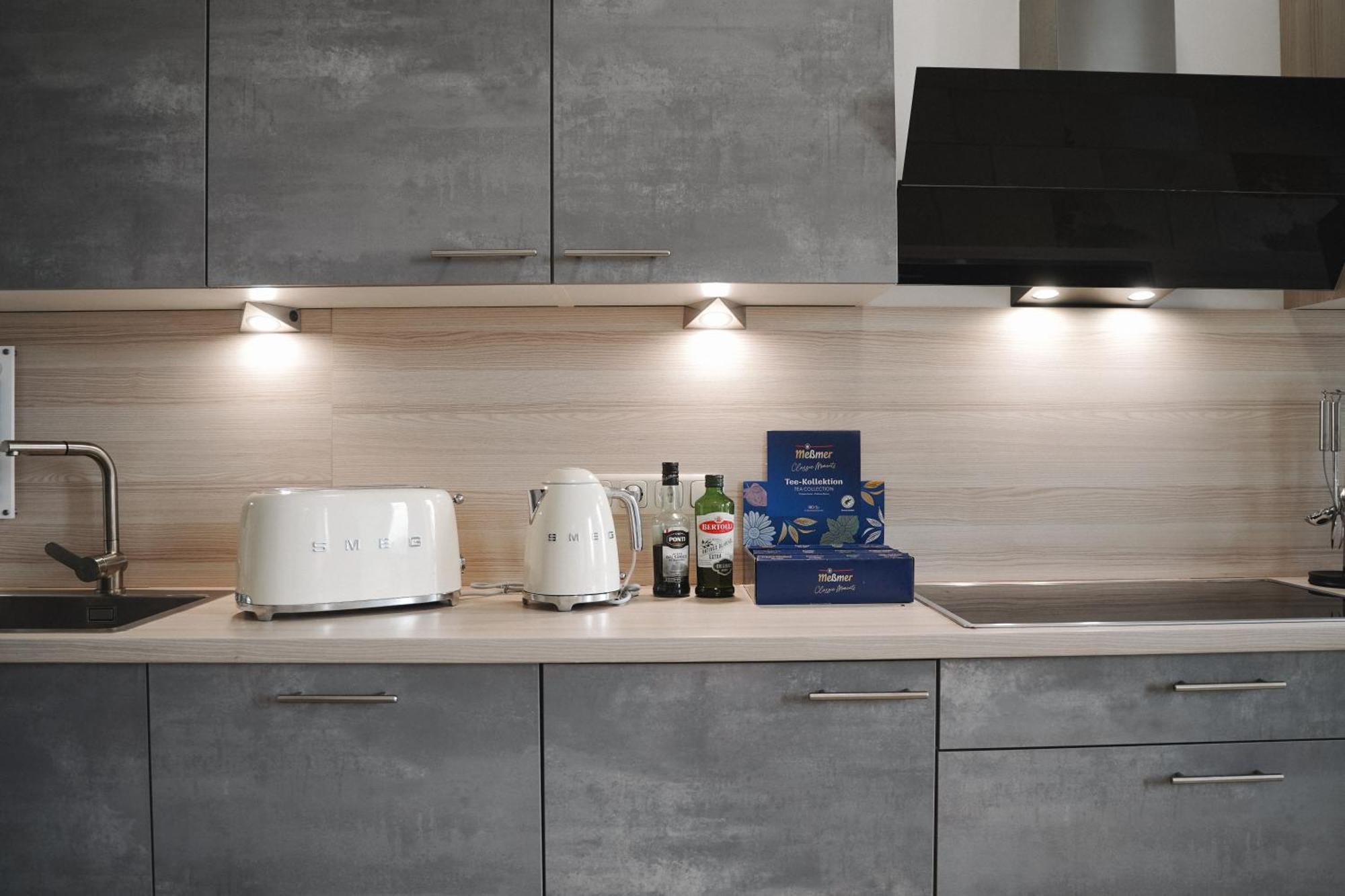 Loewenherz Homes Luxury Apartment - Stadt- Und Seenaehe - Fellnasenfreundlich - Lichtdurchflutet Stephanskirchen Eksteriør billede